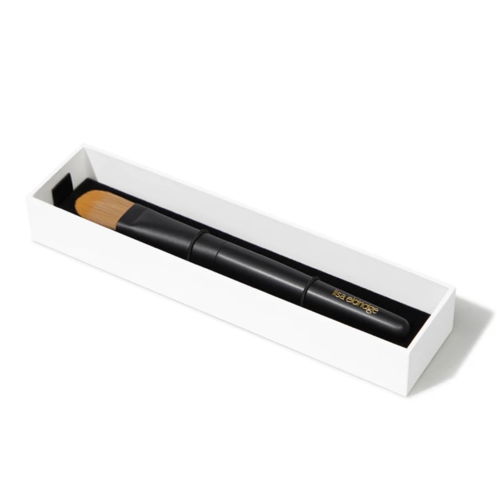Lisa Eldridge No. 1 Seamless Blend Brush - Picture 4 of 5